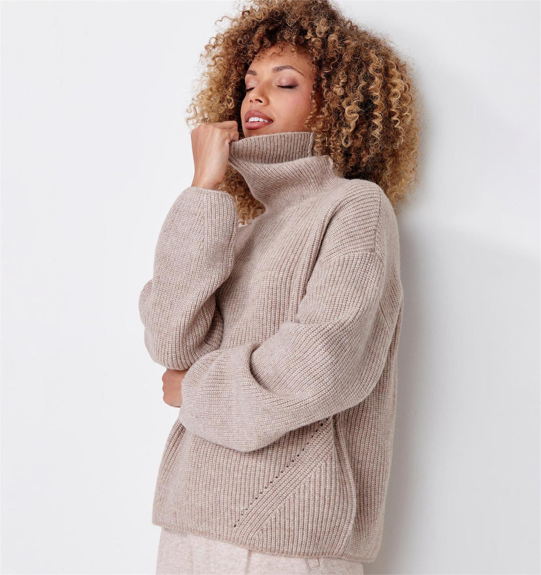 Knit Turtle Neck Pullover (Taupe)