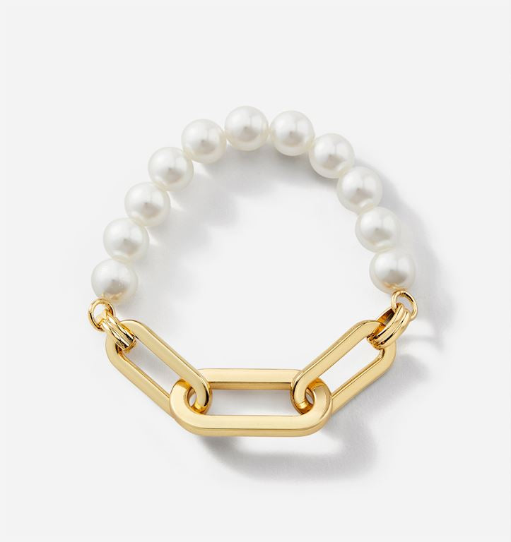 Pearl with Gold Chain Bracelet